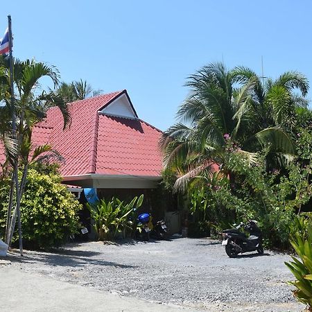 Sanuk Bungalows Rawai Экстерьер фото