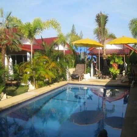 Sanuk Bungalows Rawai Экстерьер фото