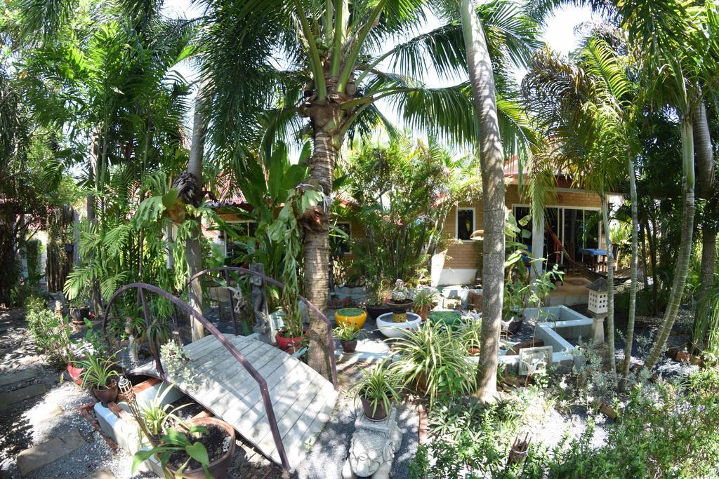 Sanuk Bungalows Rawai Экстерьер фото