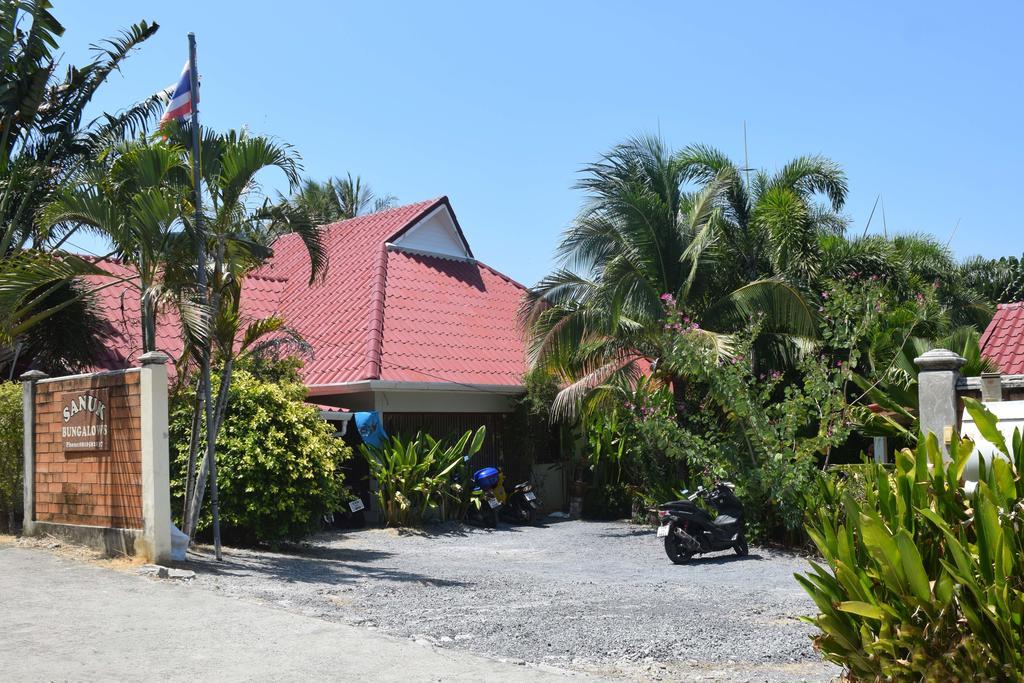 Sanuk Bungalows Rawai Экстерьер фото